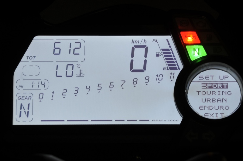 Datei:Multistrada 1200 DASHB.jpg